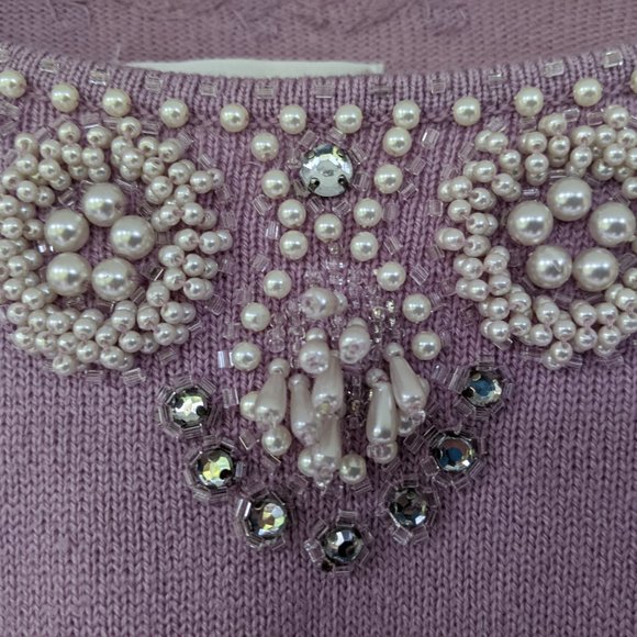 FREE gift w/ purchase 🌸Lavender embellished sweater - Picture 4 of 6